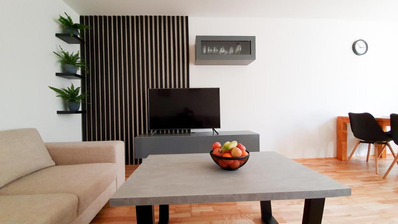 Apartman Love Bojnice Buitenkant foto