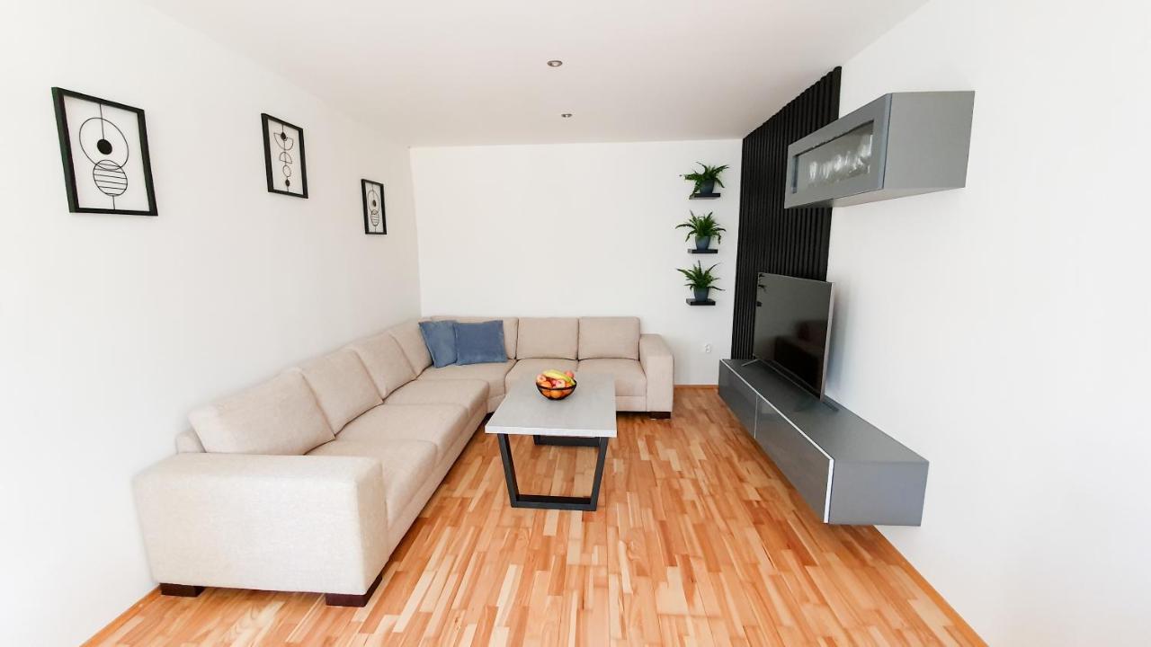 Apartman Love Bojnice Buitenkant foto